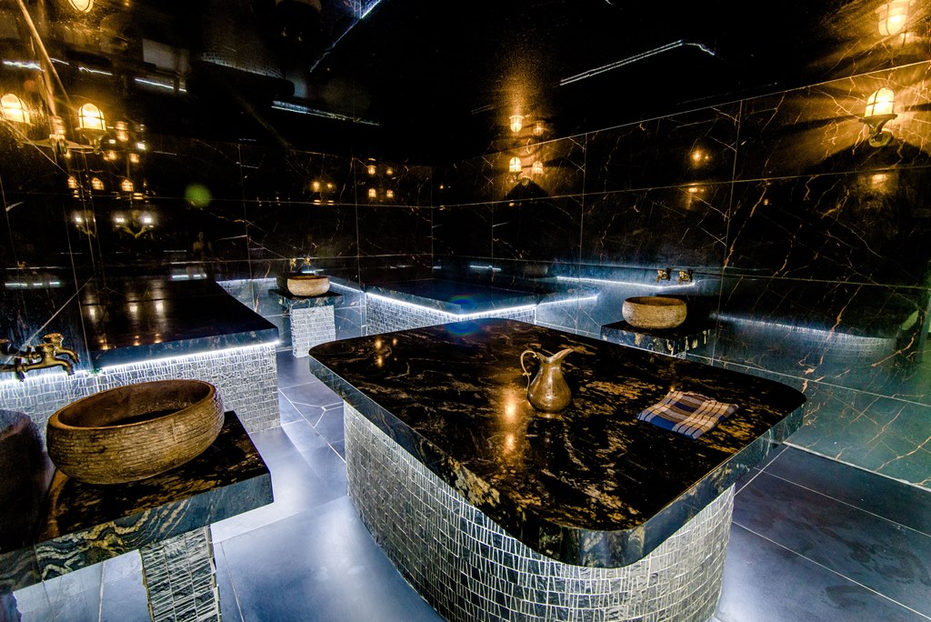 ספא מול הים